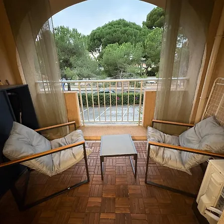 Cocon Lumineux A 2 Min Du Port Et Des Restaurants * Hyeres