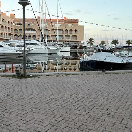 Cocon Lumineux à 2 Min Du Port Et Des Restaurants Appartement Hyères